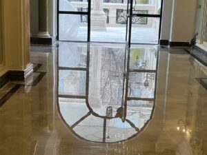 کفسابی و براقیت آینه‌ای مرمریت لابی (پروژه الهیه)